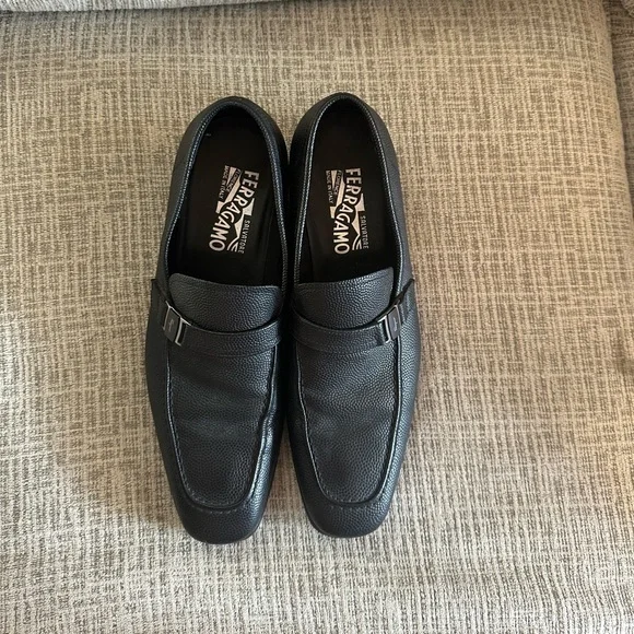Salvatore Ferragamo | Shoes | Ferragamo Loafers Mens Size 85  display picture 2
